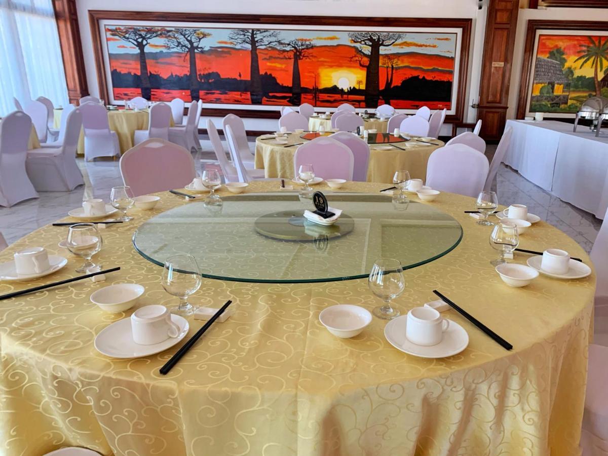 Asia & Africa Hotel アンタナナリボ エクステリア 写真