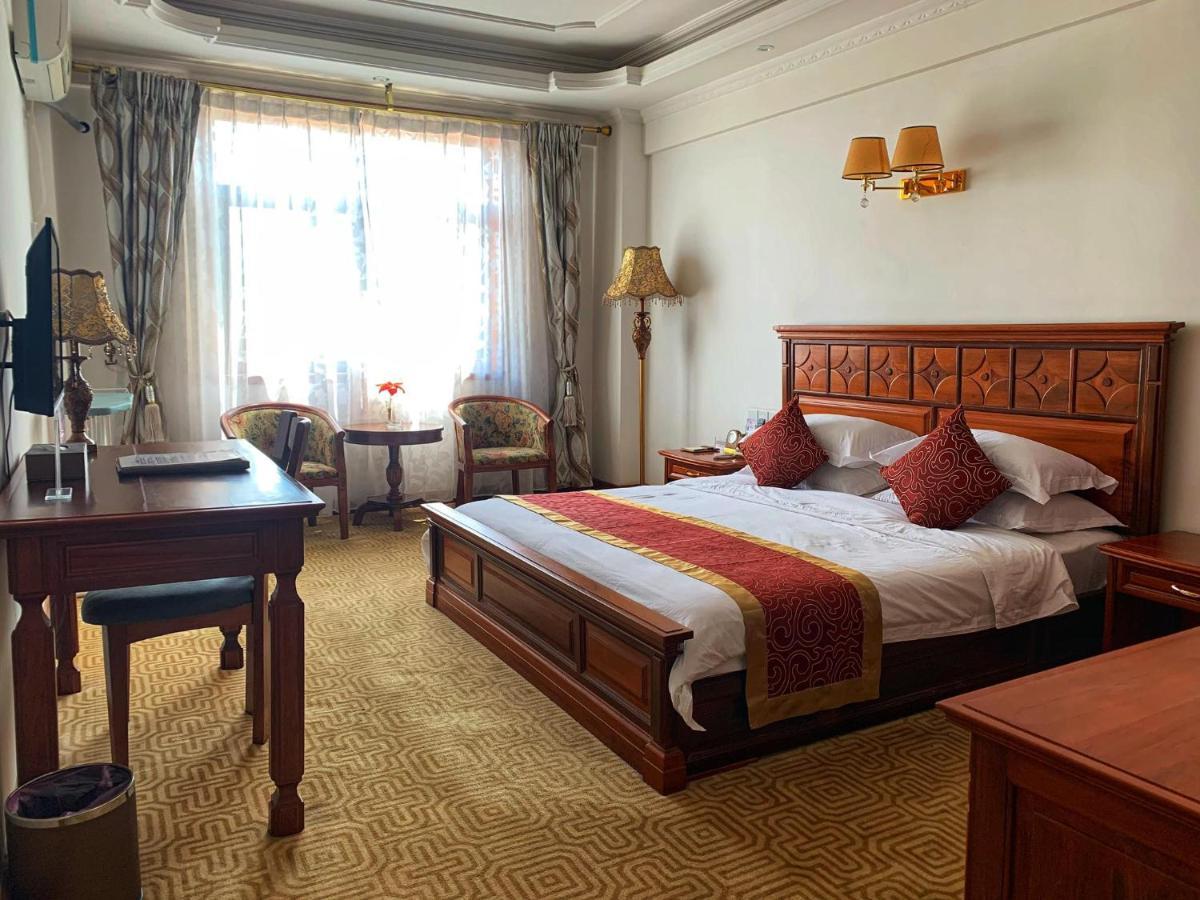Asia & Africa Hotel アンタナナリボ エクステリア 写真