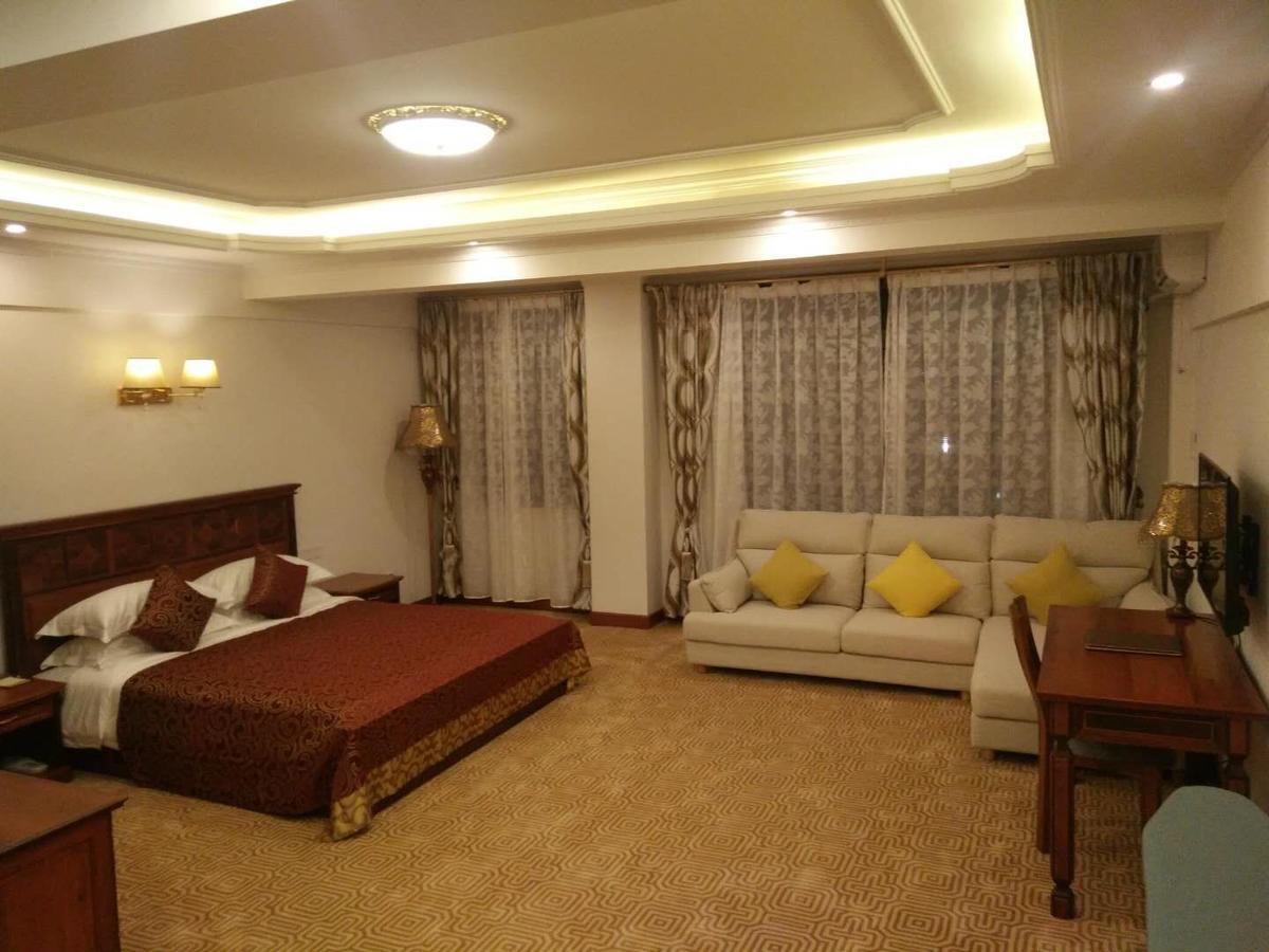 Asia & Africa Hotel アンタナナリボ エクステリア 写真