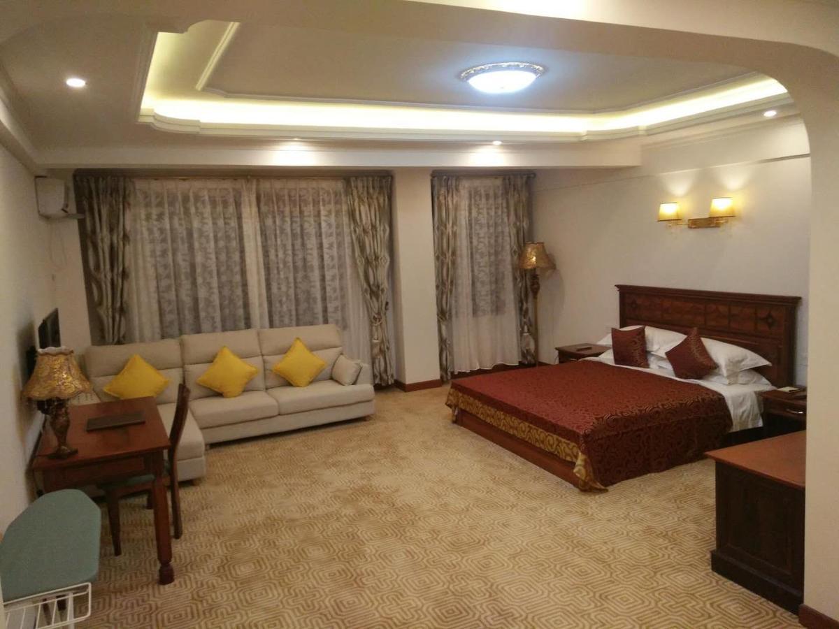 Asia & Africa Hotel アンタナナリボ エクステリア 写真